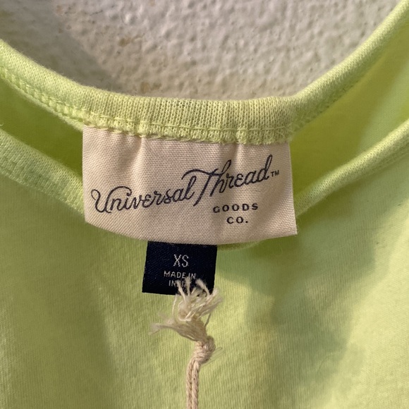 NWT Universal Thread cropped tank top size XS - Picture 2 of 5